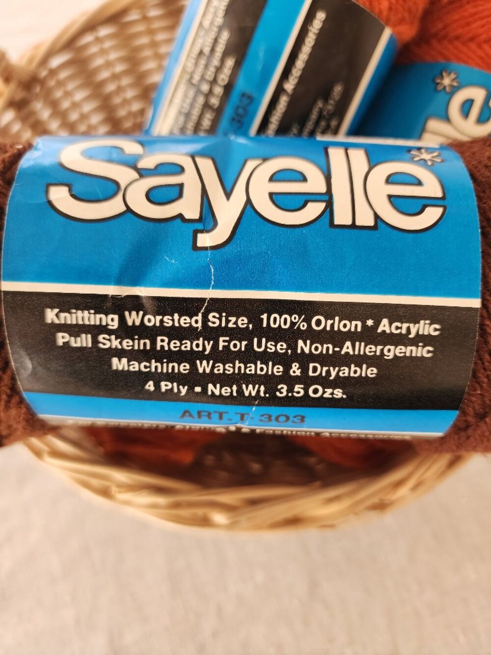 Vintage TG&Y Sayelle Yarn Lot (4) 70s Retro Rust & Dark Brown Orlon Acrylic - Picture 9 of 12